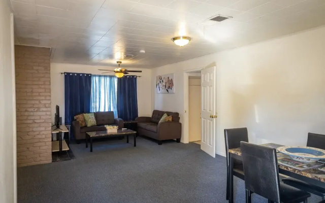 photo 2 of Cozy, 4-bedroom Near Concord Bart