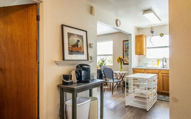 photo 4 of Cozy and Convenient 1bd in Alameda