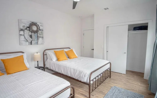 photo 4 of Cozy and Gorgeous 3 BR 2 BA Near Amazing Downtown