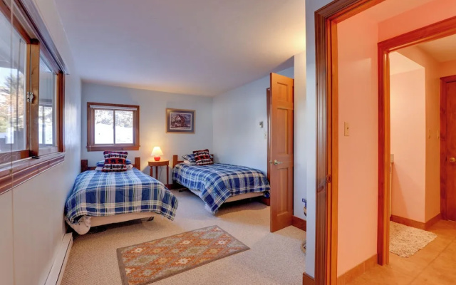 photo 3 of Cozy Avon Condo Between Beaver Creek & Vail!