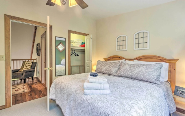 photo 4 of Quaint Blue Ridge Mountain Getaway: Pets Welcome!