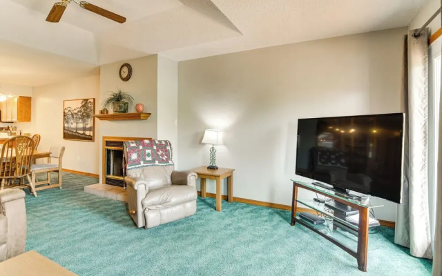 photo 5 of Cozy Branson Townhome 1 Mi to Silver Dollar City!