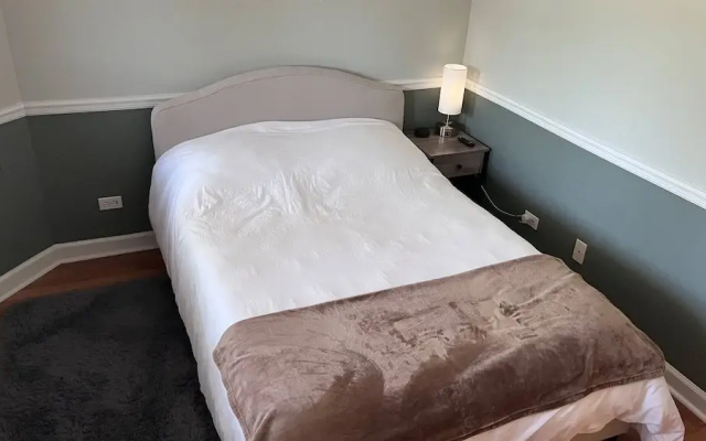 photo 4 of Cozy, Clean Updated Sensational Bright Relaxing Private Room Ren