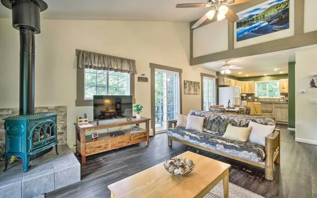 photo 4 of Cozy Condo on Fall River - 1 Mile to Rmnp Gate!