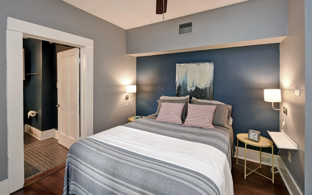 photo 5 of Cozy Downtown Historic House - Casa Verde
