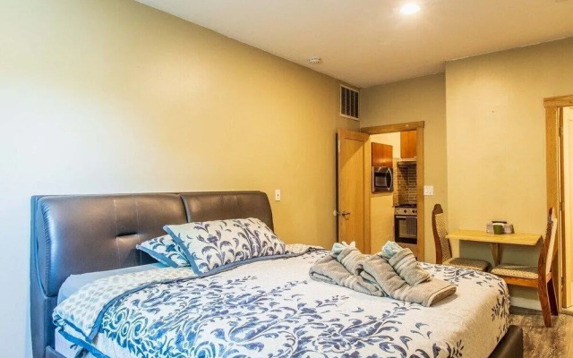 photo 4 of Cozy Fremont Studio With King Bed