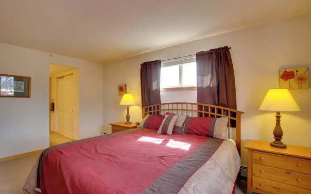 photo 5 of 360 Mtn Views & Shared Hot Tub: Cozy Frisco Condo!