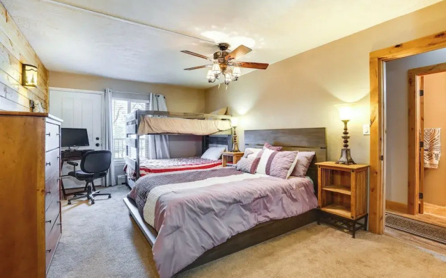 photo 2 of 1 Mi to Marina: Frisco Condo w/ Mtn-view Balcony!