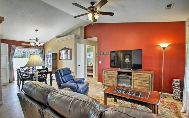 photo 5 of Cozy Getaway w/ Yard & Patio: 4 Mi to Hayden Lake!