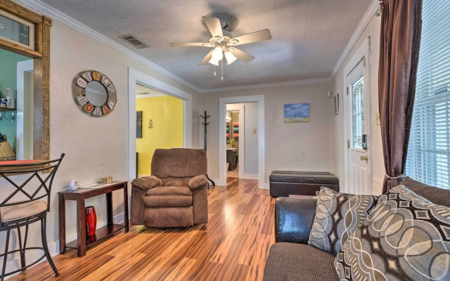 photo 5 of Cozy Gulfport Home: Walk to Beach, Marina & Casino