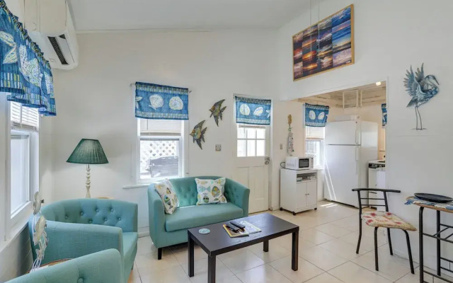 photo 2 of Steps to Seawall: Cozy Indian Rocks Beach Cottage