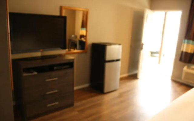 photo 4 of Cozy Inn
