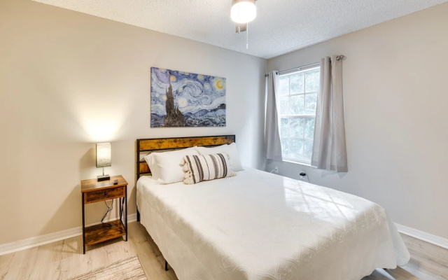 photo 3 of Cozy Kissimmee Condo Rental: 6 Mi to Disney World