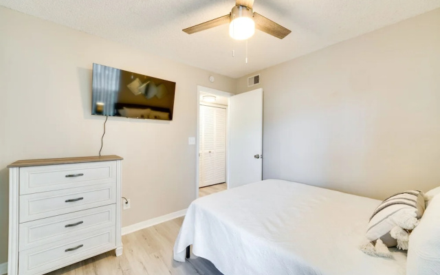 photo 4 of Cozy Kissimmee Condo Rental: 6 Mi to Disney World