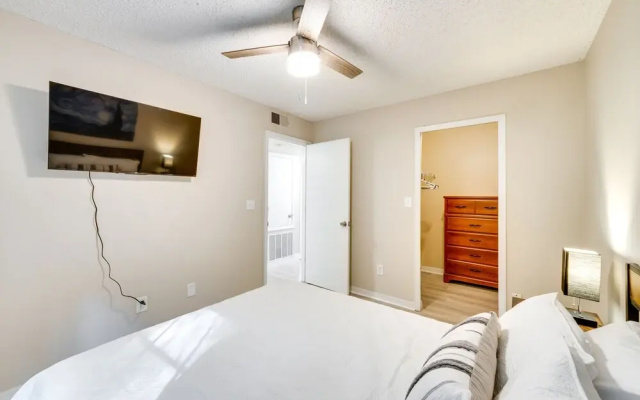 photo 5 of Cozy Kissimmee Condo Rental: 6 Mi to Disney World