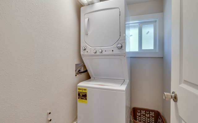 photo 4 of Cozy Lafayette Townhome Rental Near Parks & River