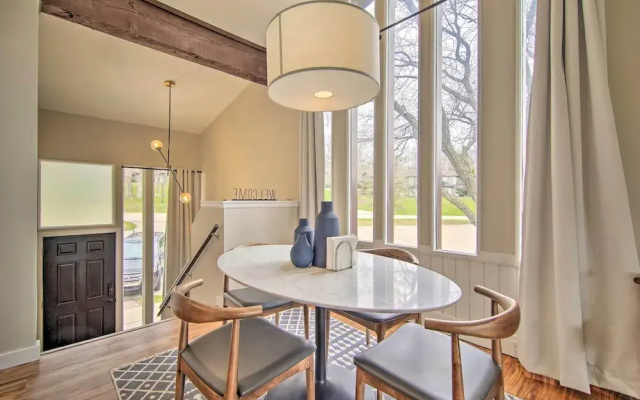 photo 3 of Cozy Lake Geneva Retreat With Year-round Views!