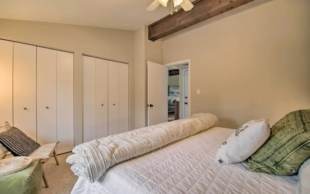 photo 5 of Cozy Lake Geneva Retreat With Year-round Views!