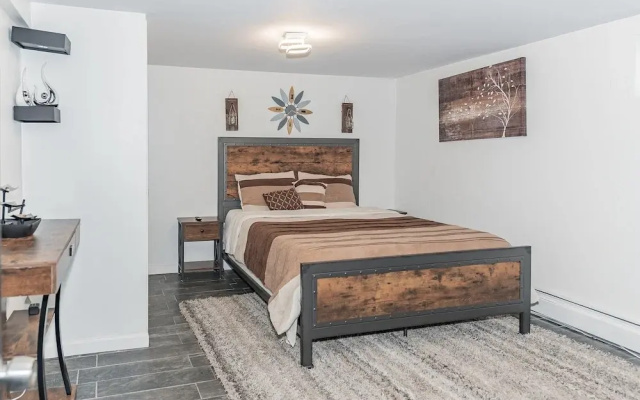 photo 3 of Cozy Modern 1br Apartment - Just 10 Mins From Jfk Airport 1 Bedroom Apts by RedAwning