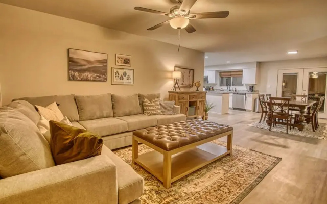 photo 5 of Cozy, Modern & Newly Remodeled Mesa Home Pet Friendly 3 Bedroom Home by Redawning