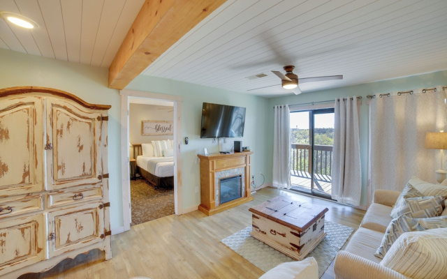 photo 4 of Unwind Fireside: Ozark Mtn Condo w/ Resort Perks!