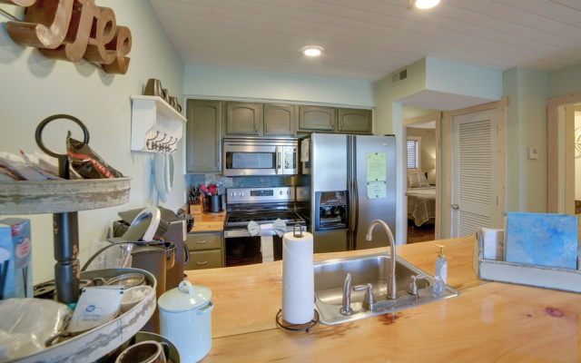 photo 5 of Unwind Fireside: Ozark Mtn Condo w/ Resort Perks!