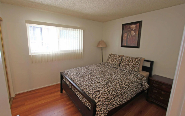 photo 4 of Cozy New Town House Glendale