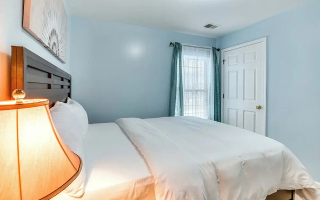 photo 4 of Cozy Newark Getaway 15 Mi to Manhattan