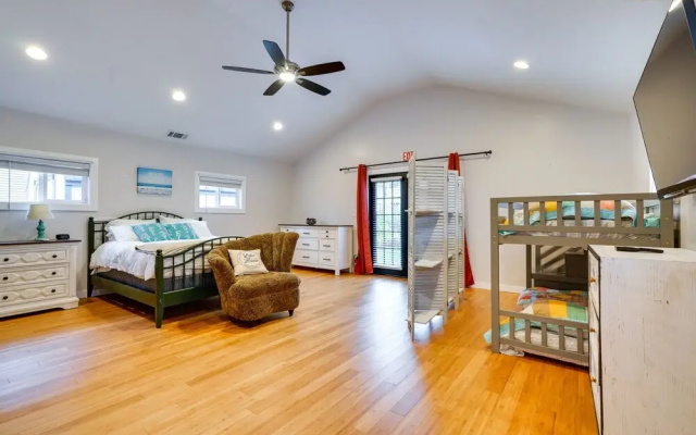 photo 2 of Cozy Ohio Home w/ Patio + Buckeye Lake Access!