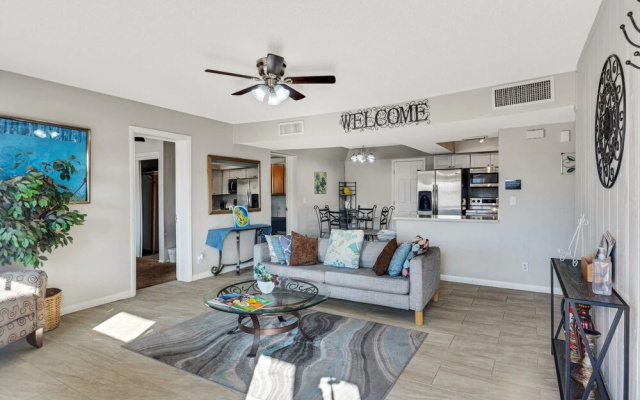 photo 2 of Cozy Papago Home In Old Town Near Zoo, Casino, Golf, And More! 5 Bedroom Home by Redawning