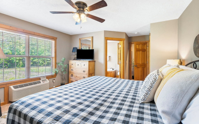 photo 4 of Cozy Pines Cabin