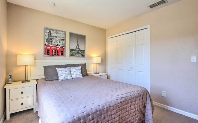 photo 4 of Cozy Resort Townhome w/ Gas Grill, 3 Mi to Disney!