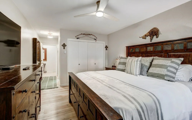 photo 3 of Cozy Riva Ridge Condo with 1 BR in Vail Village by RedAwning - Save 20% on 7+ Nights!