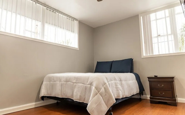 photo 4 of Cozy Studio Nestled in the Heart of West Oakland