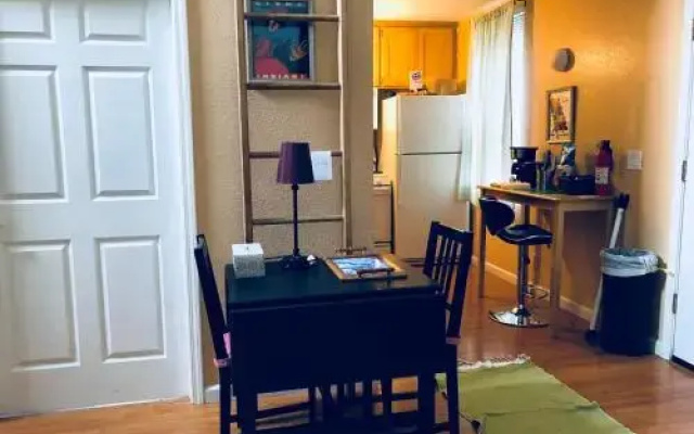 photo 3 of Cozy Studio Next To Ucdavis