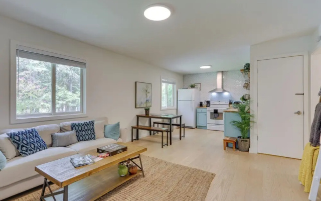 photo 3 of Cozy Swan Lake Apt w/ Grill + Private Yard