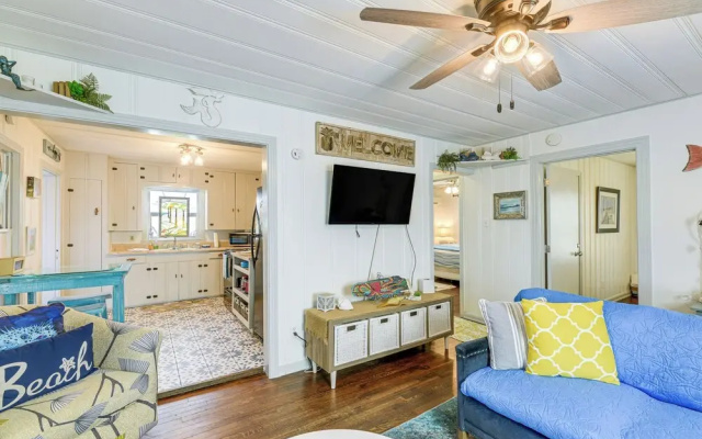 photo 5 of Cozy Cottage w/ Patio < 2 Mi to Rockport Beach!