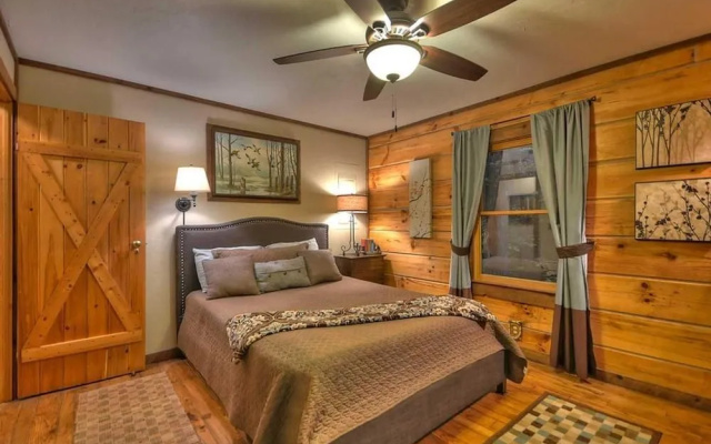 photo 2 of Cozy View by Escape to Blue Ridge