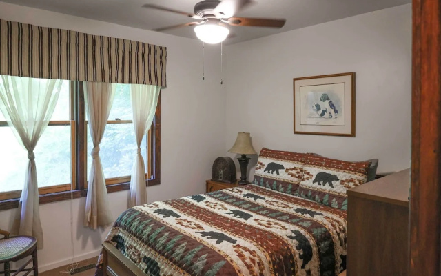 photo 2 of Cozy Whittier Home w/ Fire Pits < 15 Mi to Hiking!