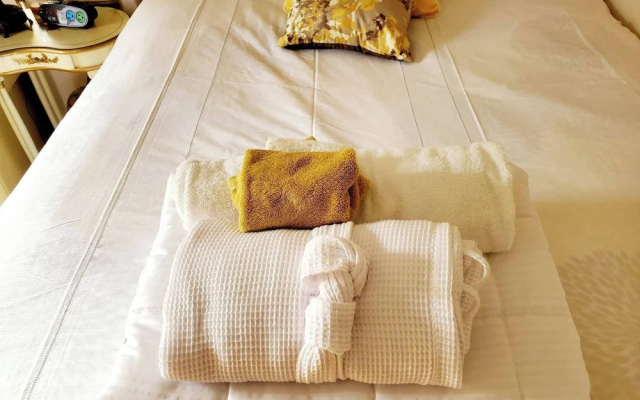 photo 4 of Room-cozy Yellow Queen Bed By Yale U