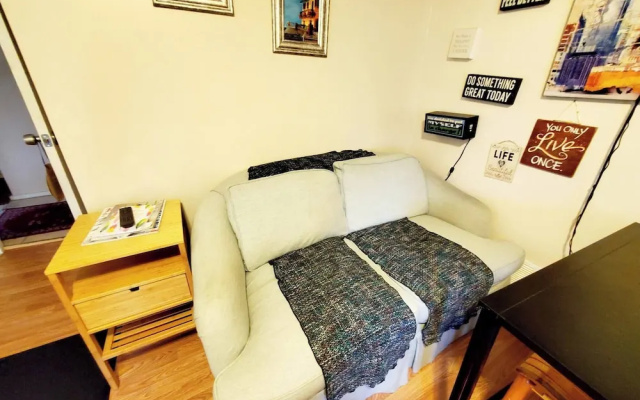 photo 5 of Room-cozy Yellow Queen Bed By Yale U