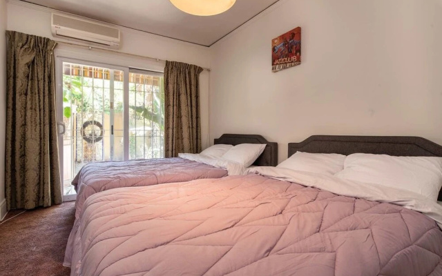 photo 3 of Cozy&charming Gem 2bd l Ktown/hollywood