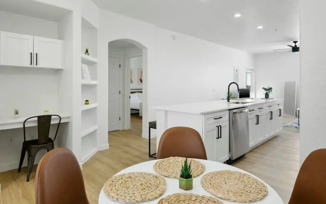 photo 3 of CozySuites at Glendale
