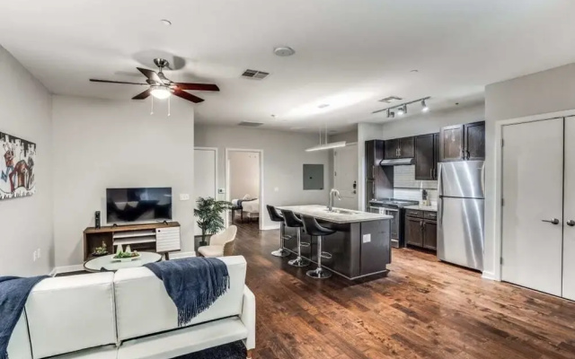 photo 2 of Stunning 2BR 2BA w/SKY POOL lounge CozySuites