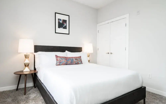 photo 3 of CozySuites Music Row