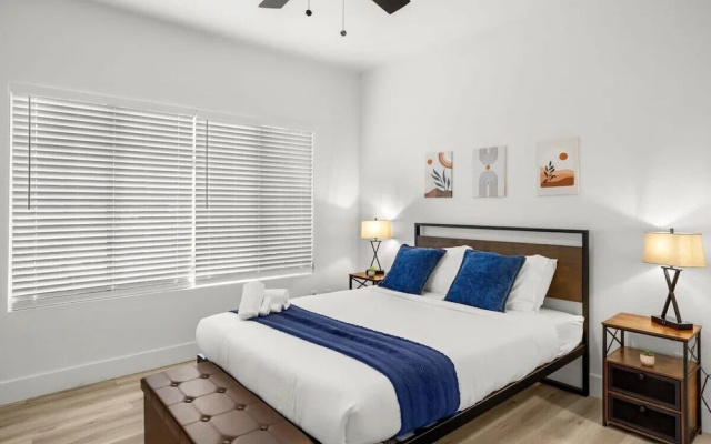 photo 2 of CozySuites TPC Scottsdale Parking & Pool