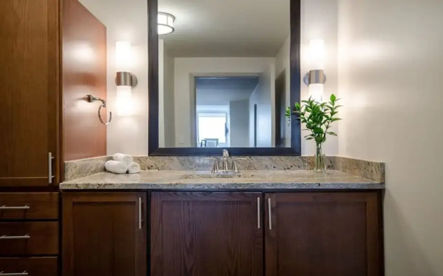 photo 2 of CozySuites | TWO Stylish 2BR Condo on Elm St.