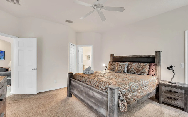 photo 4 of CP672OD - 5 beds pool & spa home with game room, Davenport, US