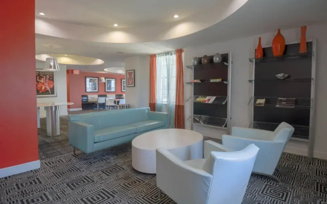 photo 2 of Crashpad Downtown Dallas