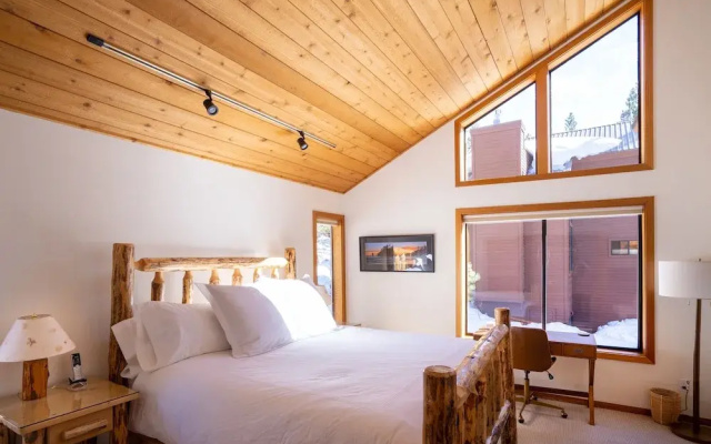 photo 5 of Creekside At Northstar 4 Bedroom Home by RedAwning